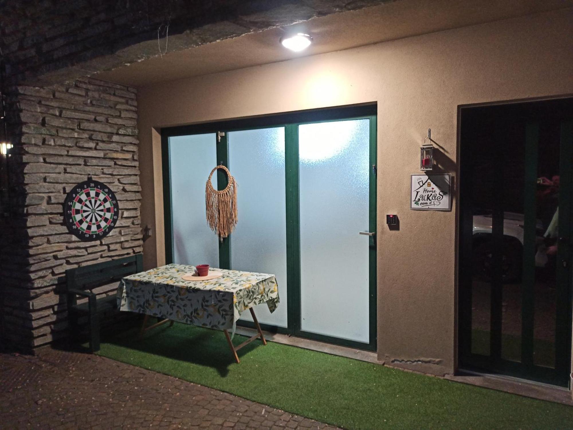 Lukas Home Con Il Cuore Appartamento 3 Camere Al Piano Terra E Appartamento 1 Camera In Taverna Merone Exterior photo